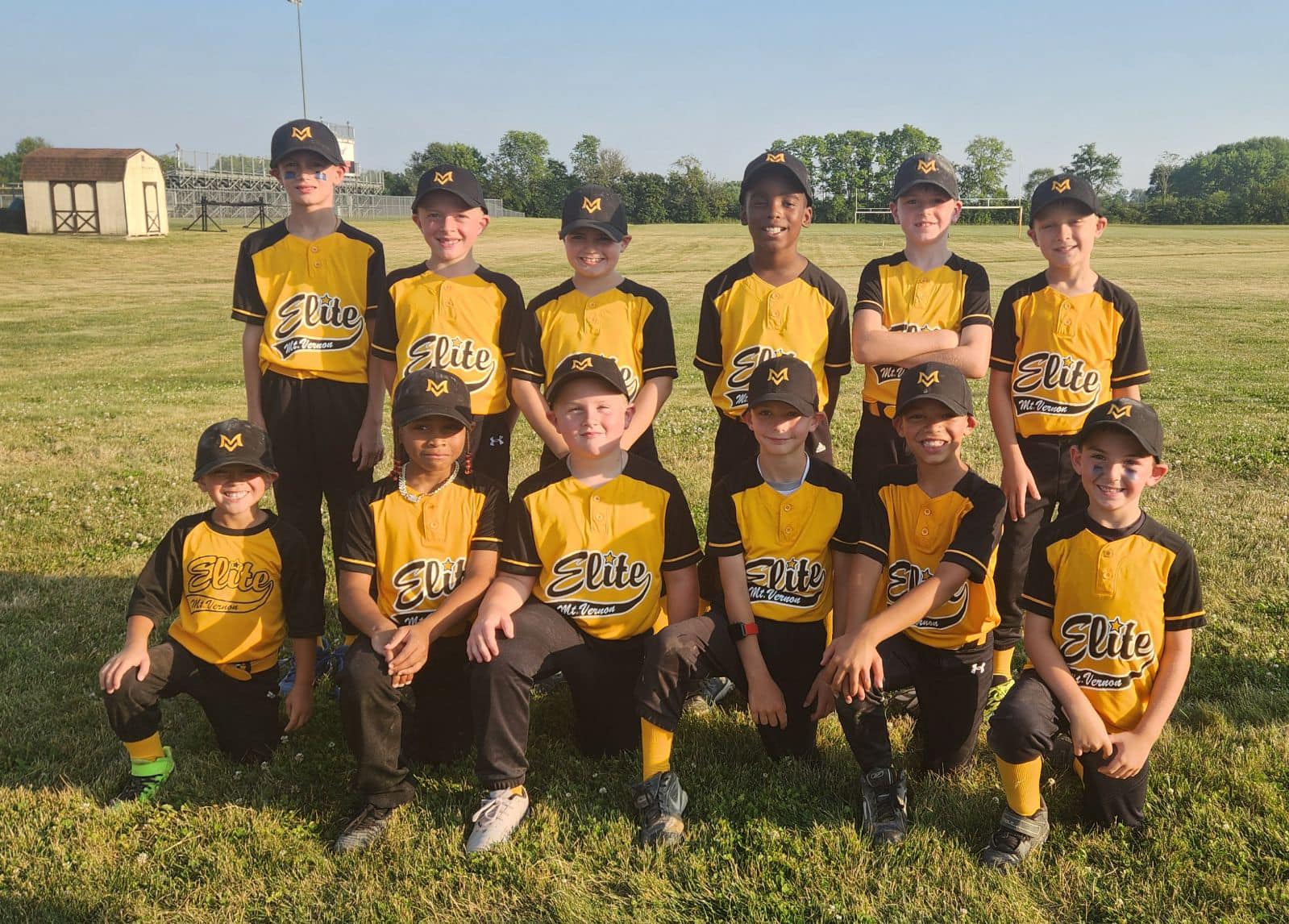 2024 8U baseball team group photo