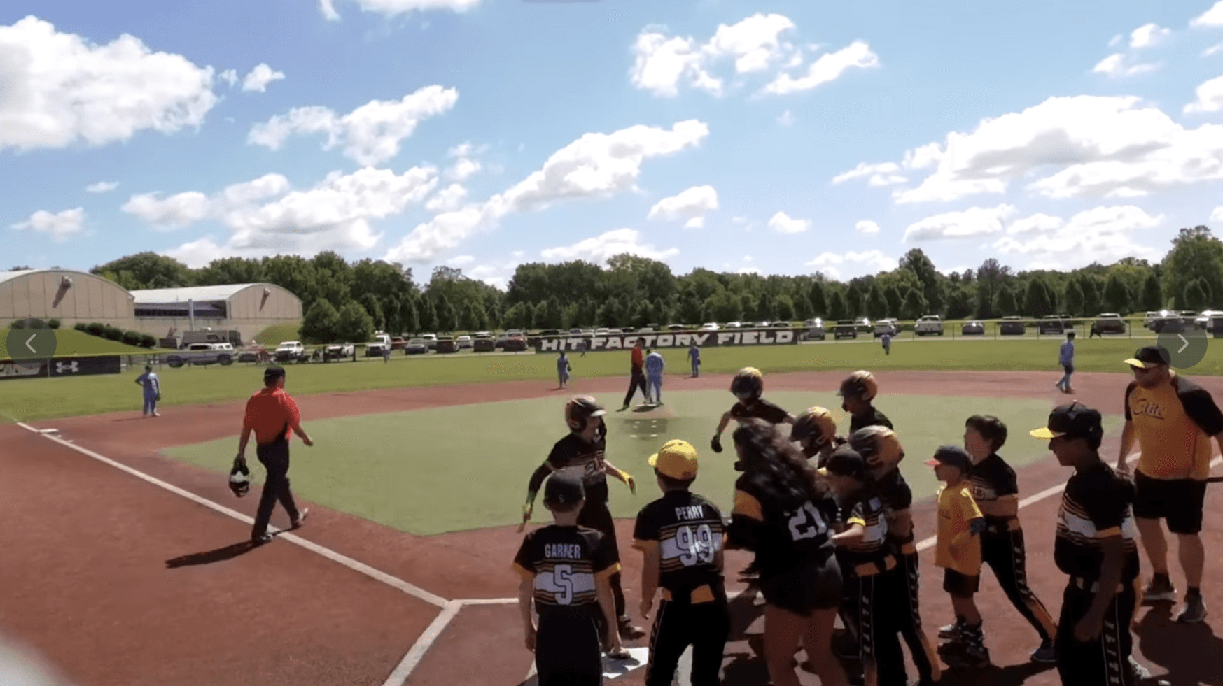 Maddux hits a home run